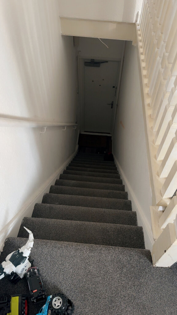 Photo 4 of Wembley property
