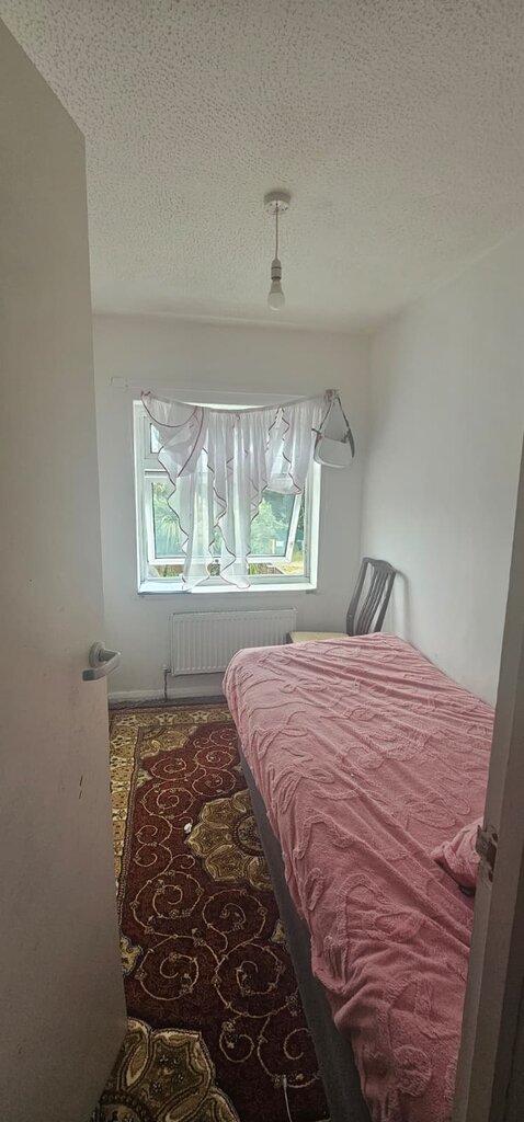 Photo 4 of Colchester property