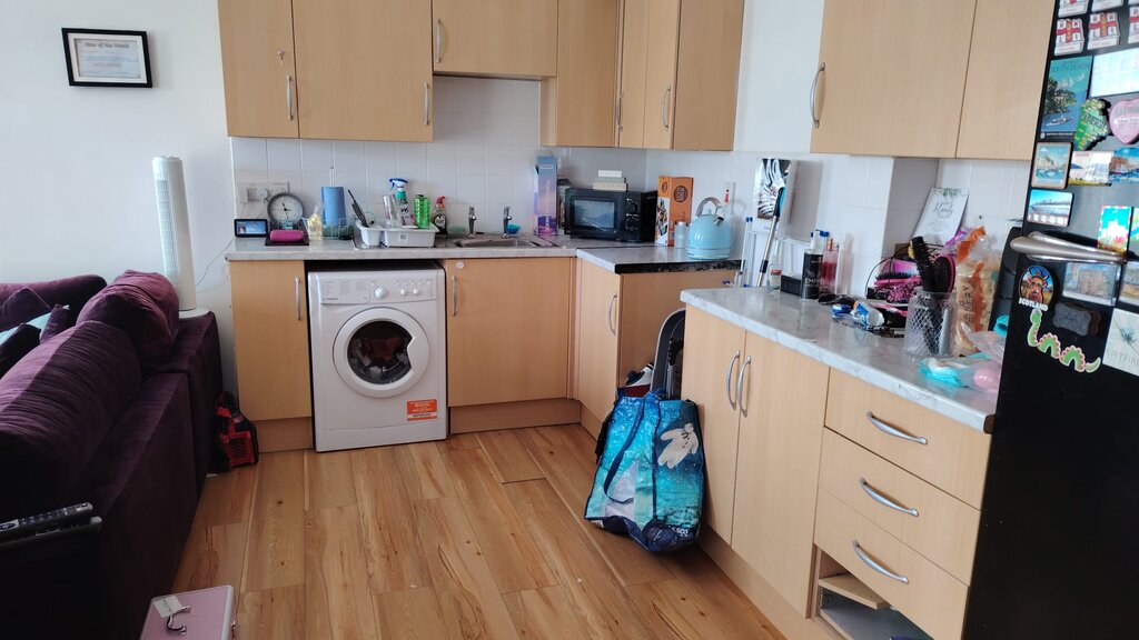 Photo 3 of Newton Abbot property