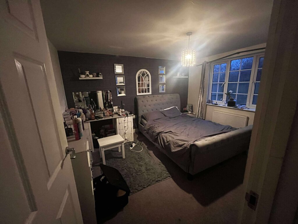 Photo 5 of Milton Keynes property