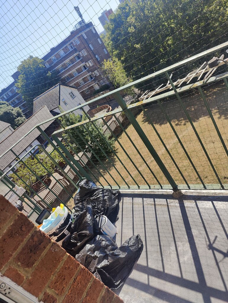 Photo 2 of London property