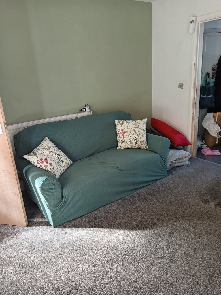 Photo 3 of Hinckley property