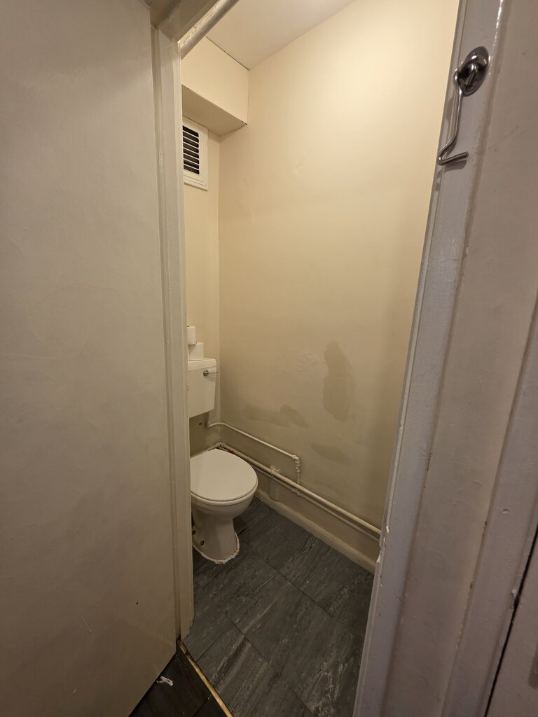 Photo 4 of Birmingham property