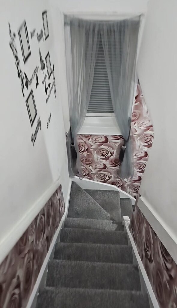 Photo 3 of Manchester property