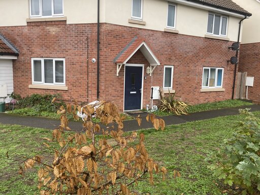 2 bed ground floor maisonette