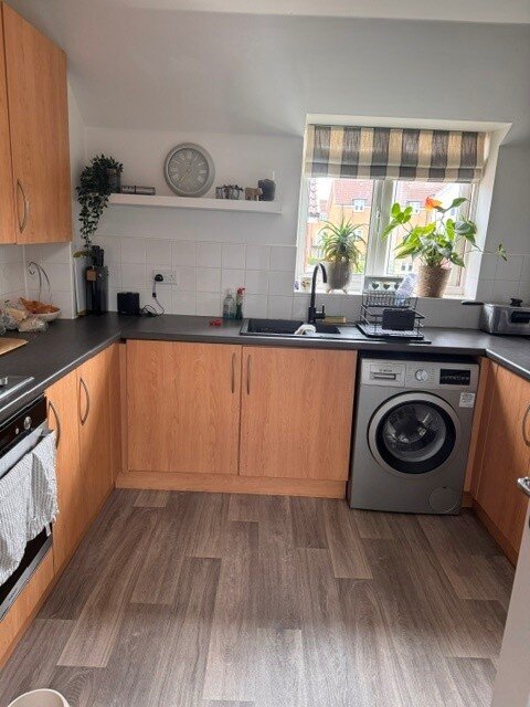 Photo 2 of Exeter property