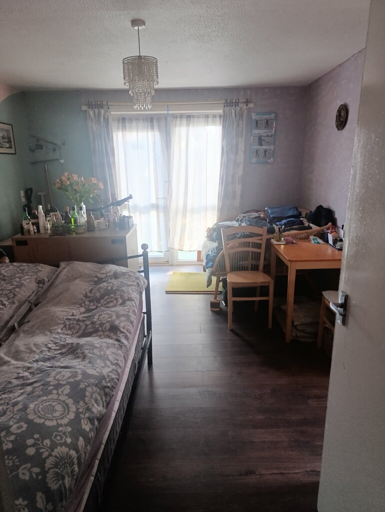 Photo 3 of Manchester property