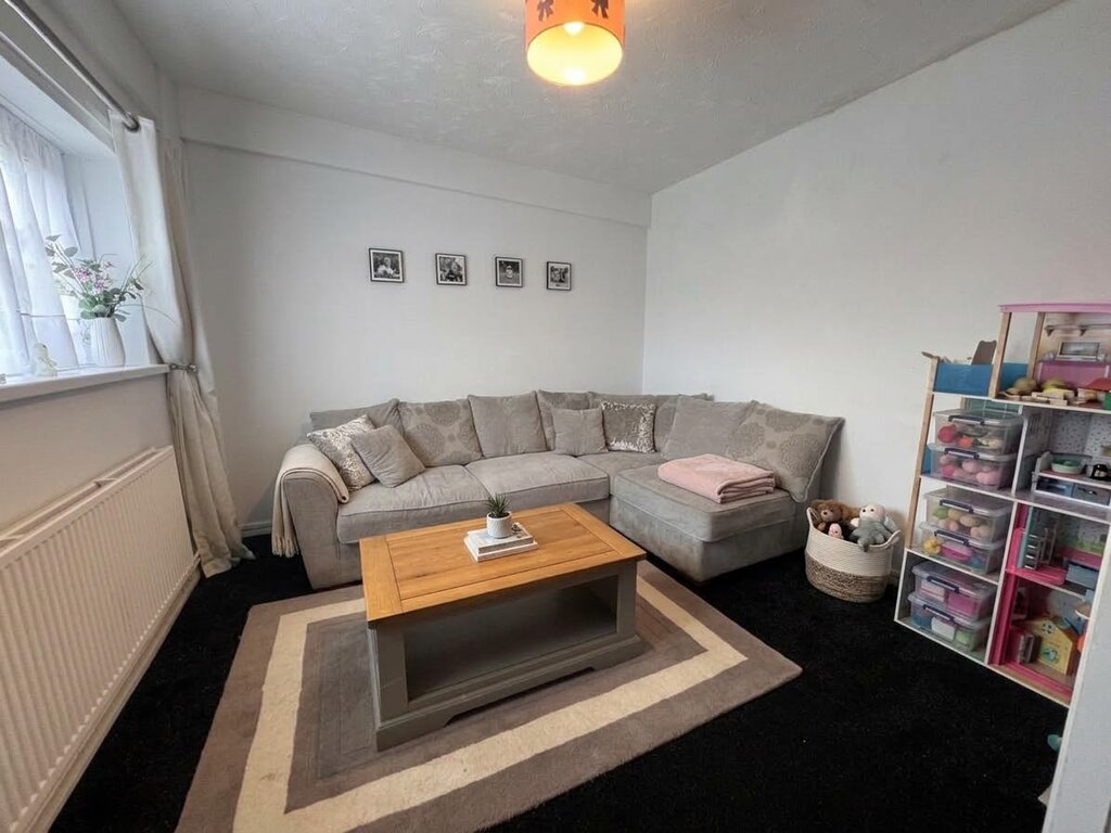 Photo 5 of Great Yarmouth property