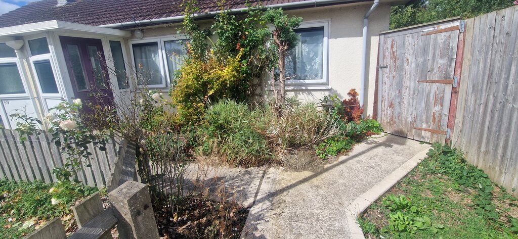 Photo 3 of Leicester property