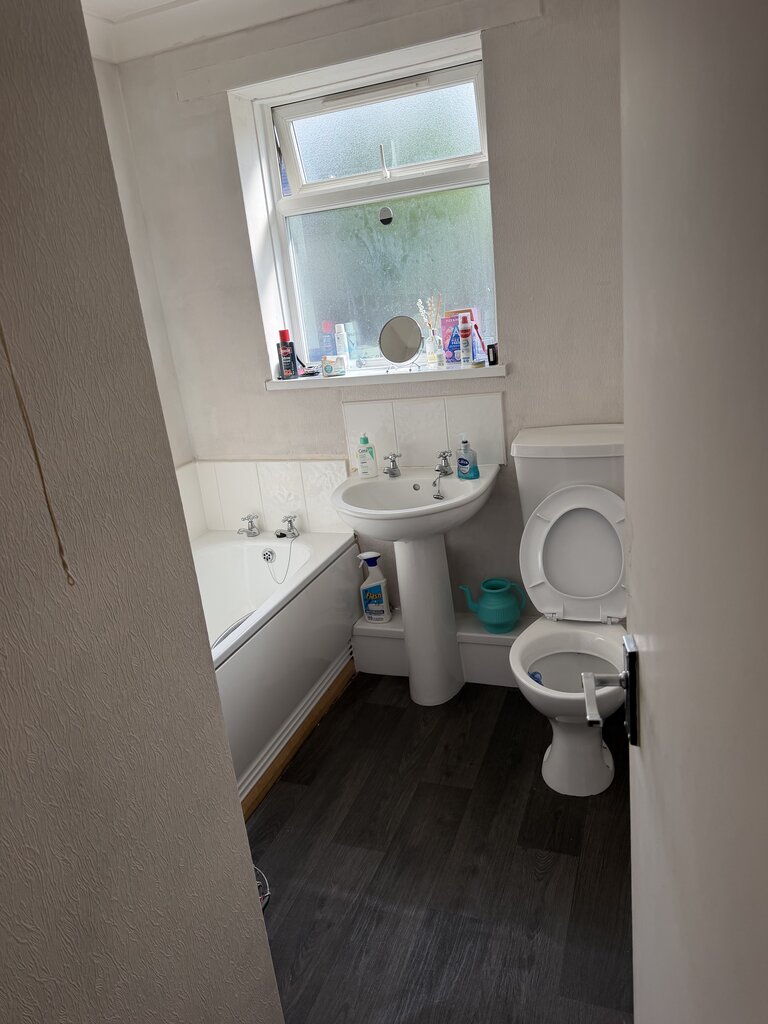 Photo 3 of Durham property