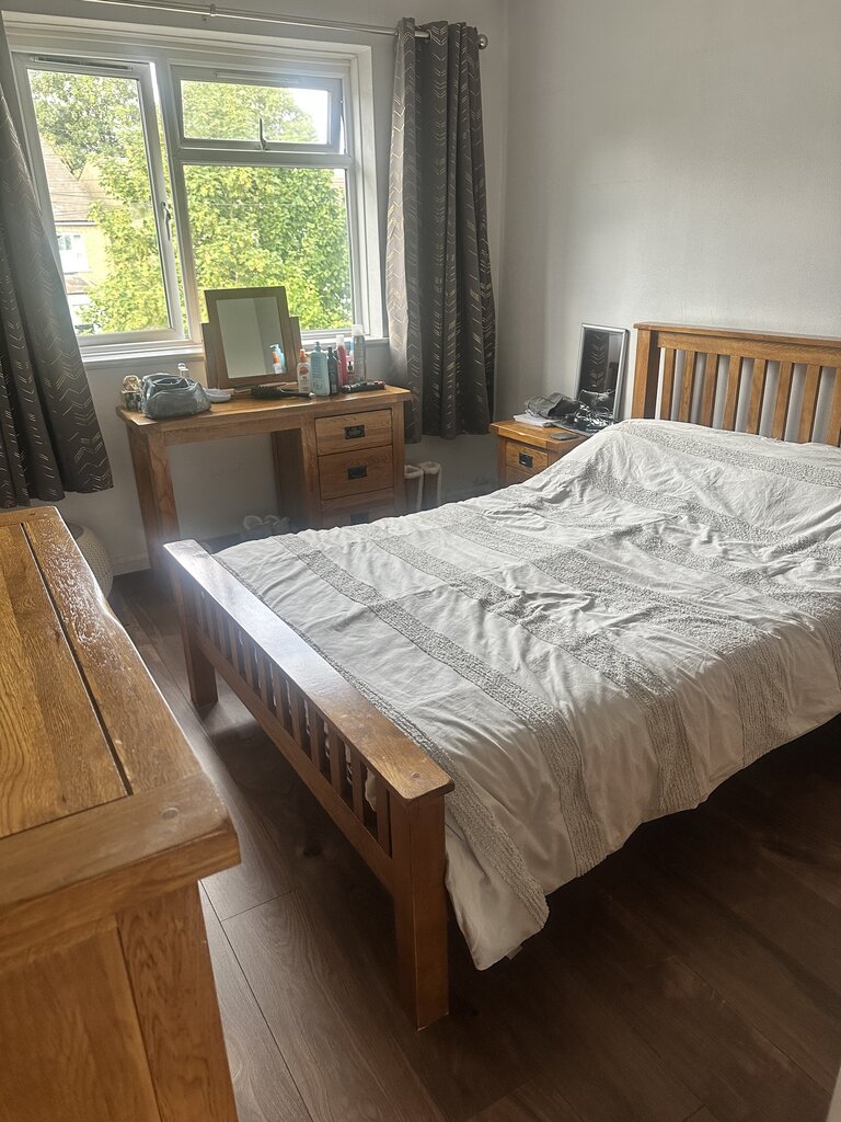 Photo 4 of Watford property