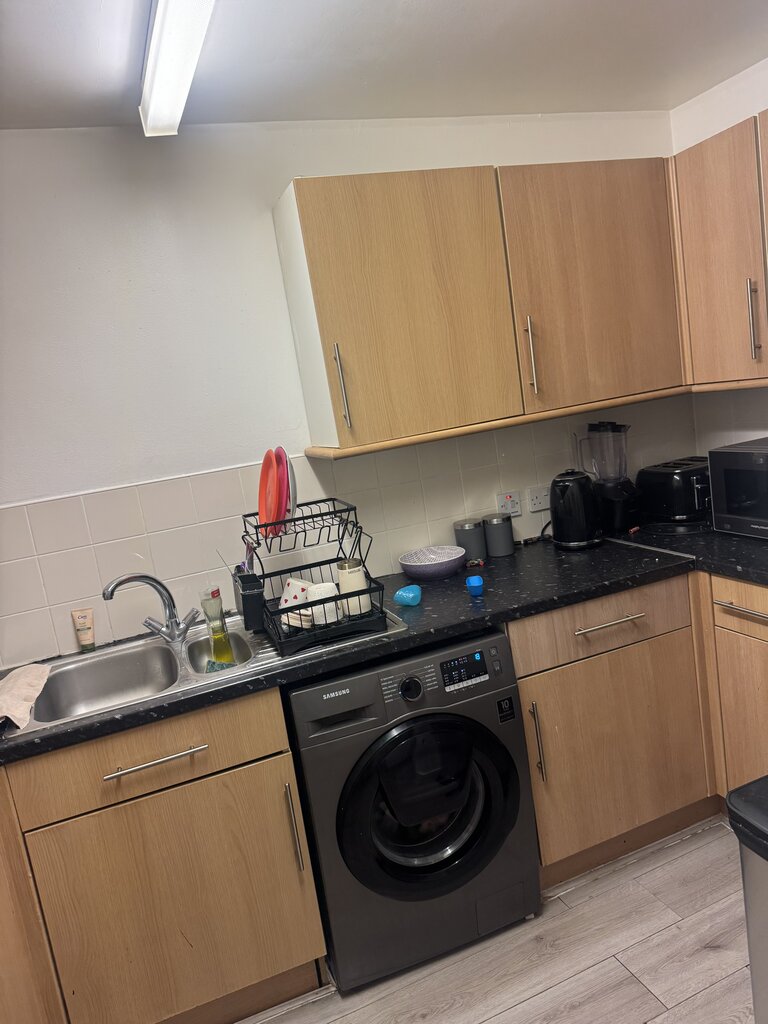 Photo 3 of Mitcham property