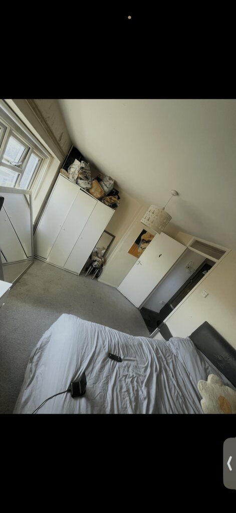 Photo 4 of Elsteee property