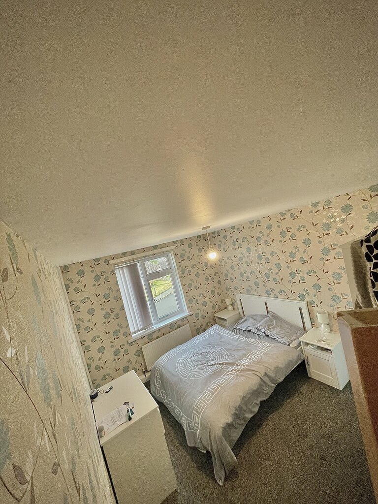 Photo 2 of Huddersfield property
