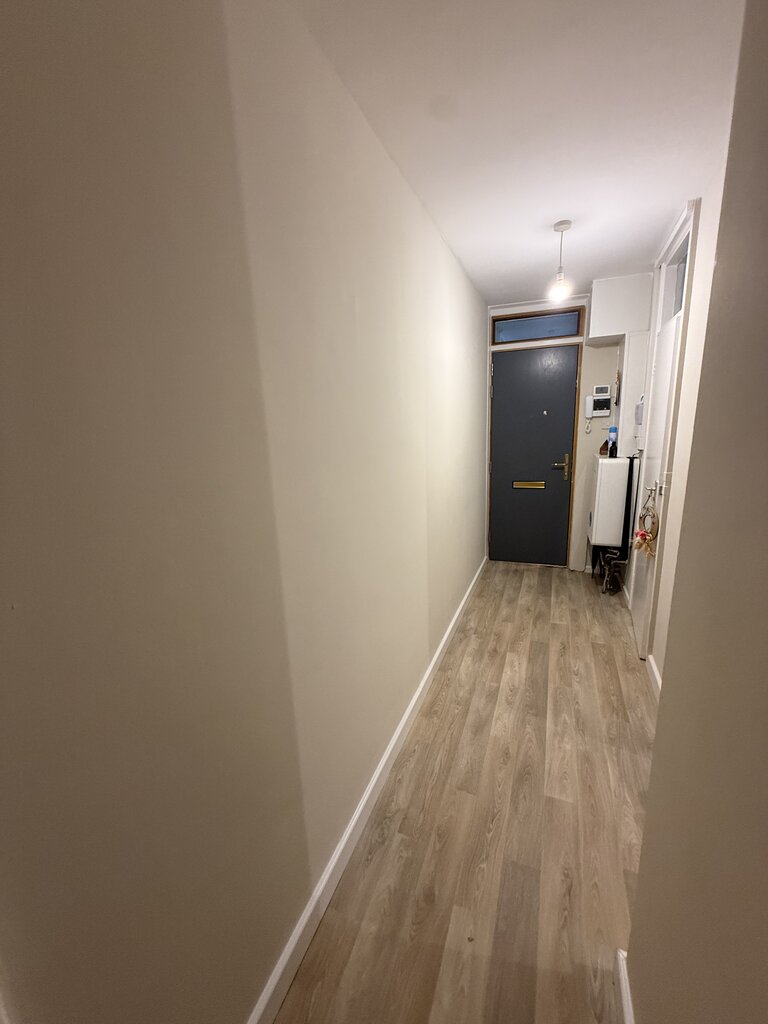 Photo 2 of London property