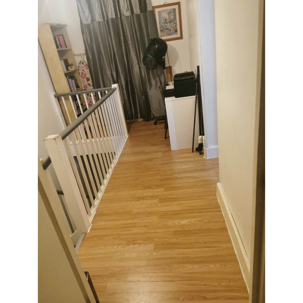 Photo 4 of London property