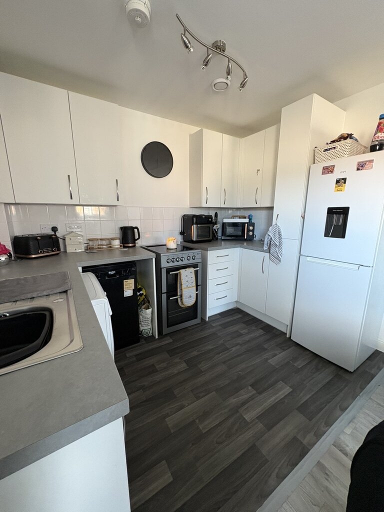 Photo 4 of Coventry property
