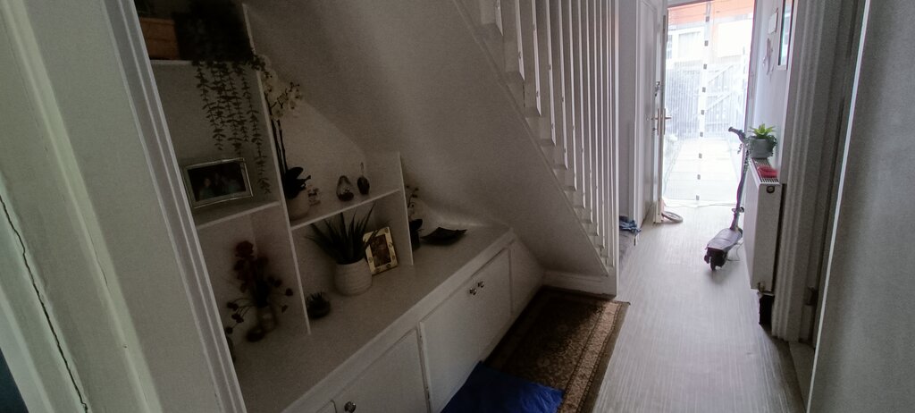Photo 4 of Leeds property
