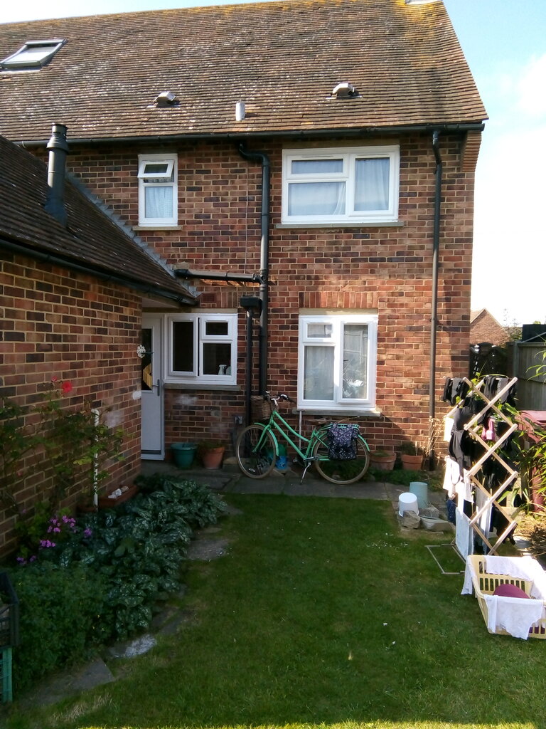 Photo 3 of Westbourne property
