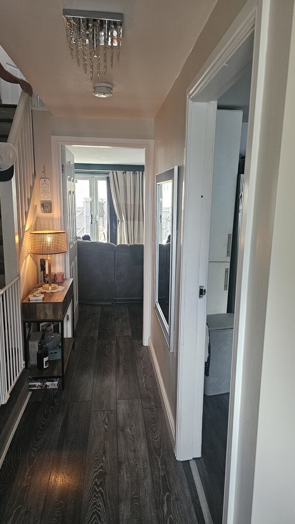 Photo 4 of Bradford property