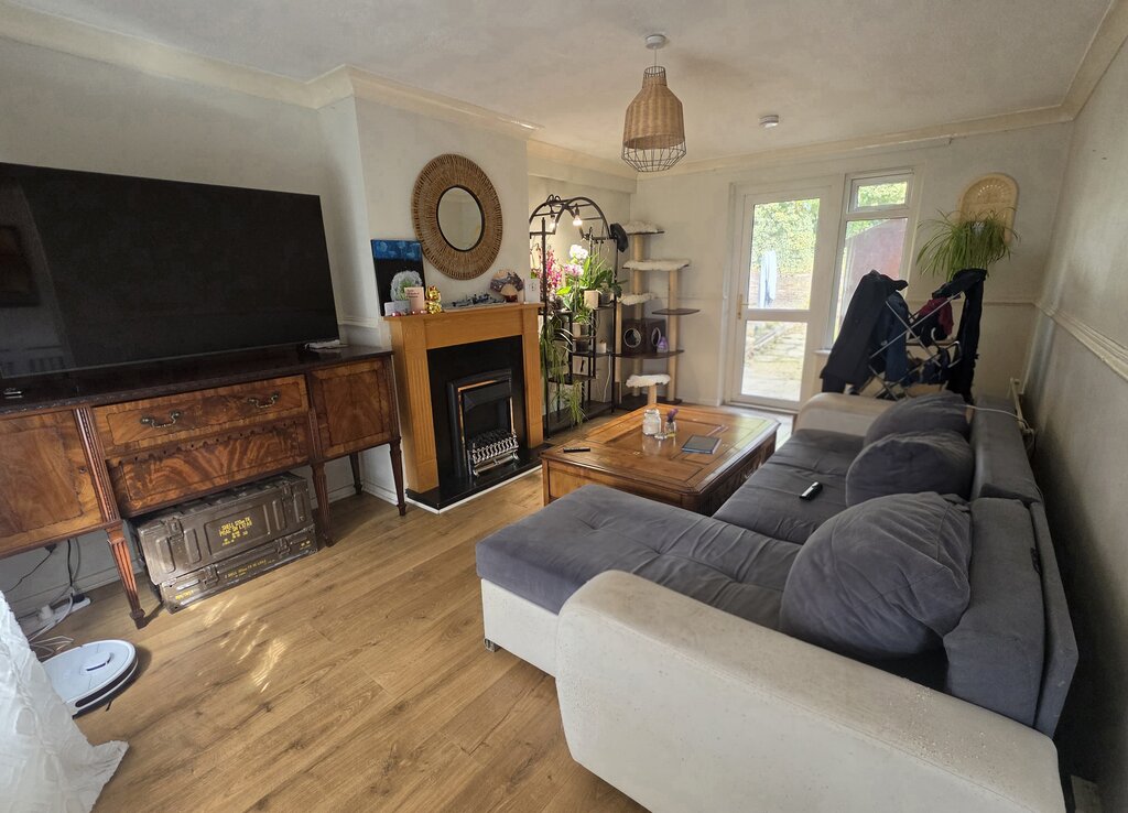 Photo 5 of Brayton property