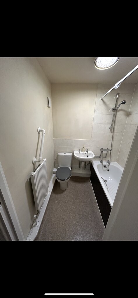 Photo 2 of Leeds property