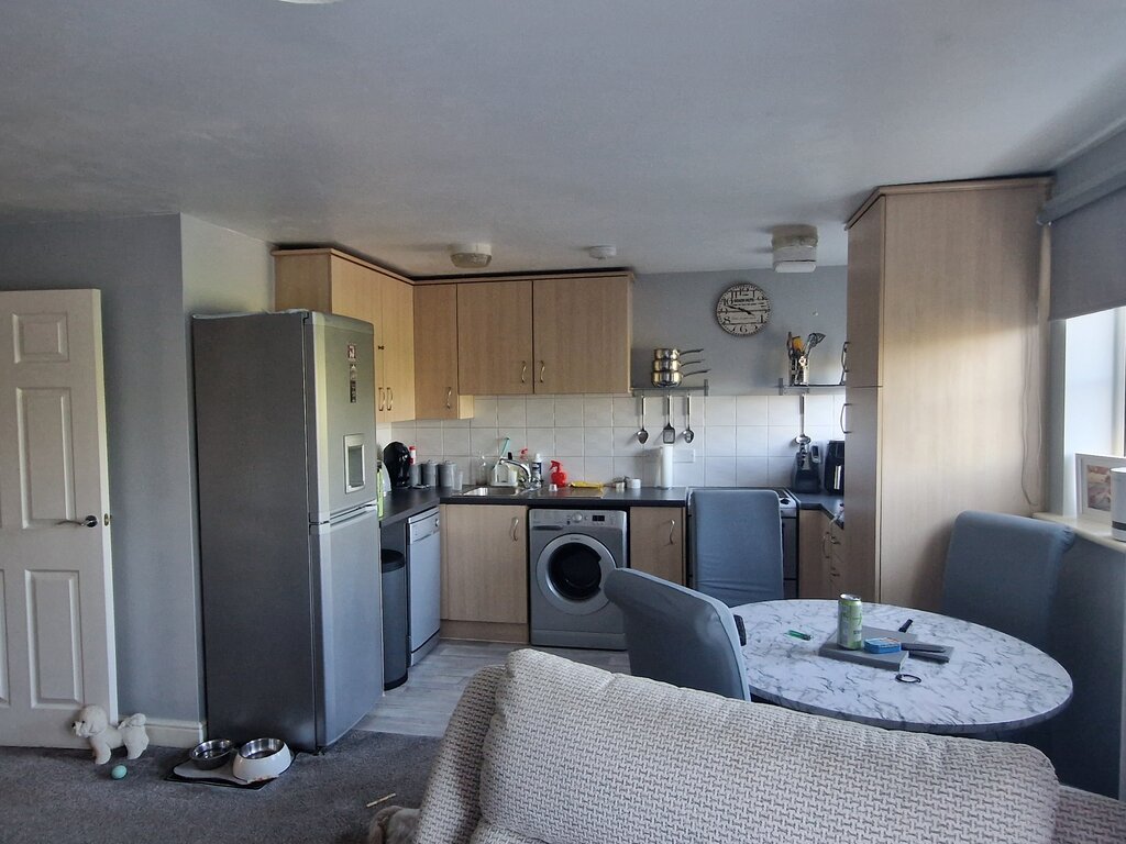 Photo 2 of Kettering property