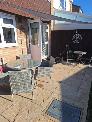 2 bed house