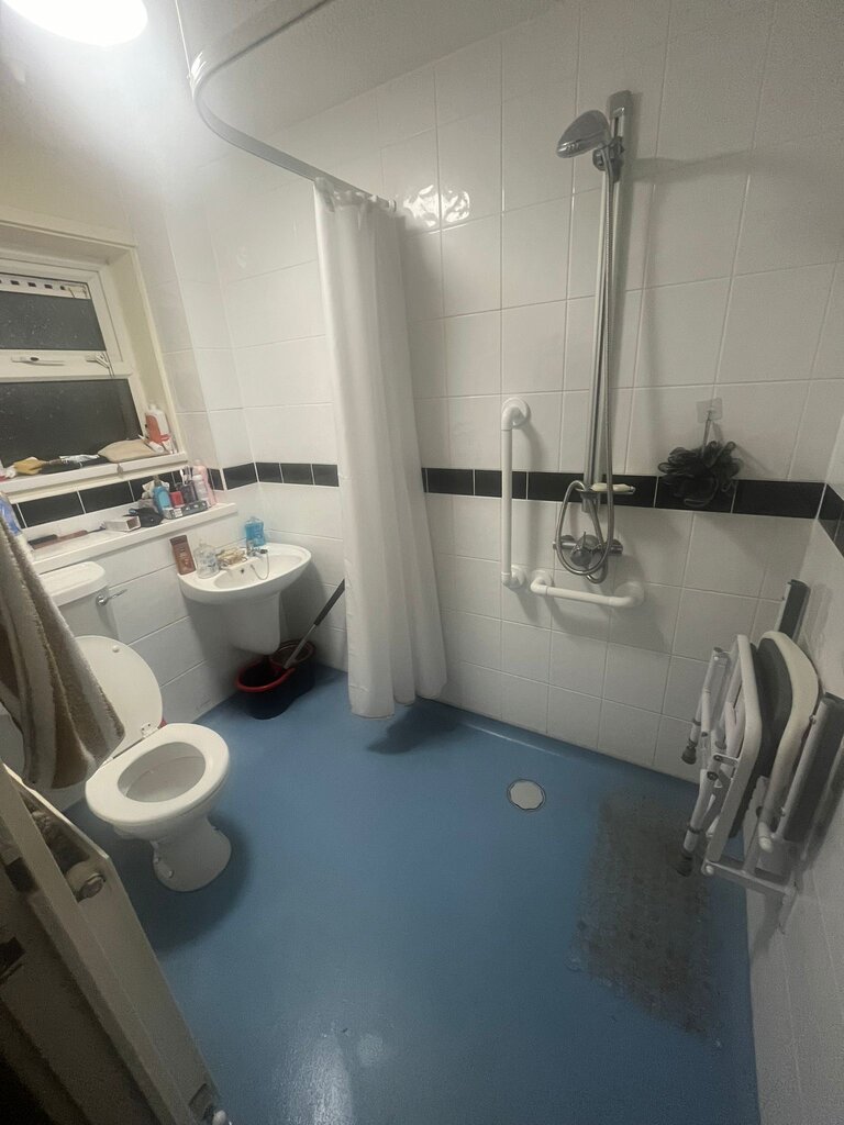 Photo 5 of Bolton property