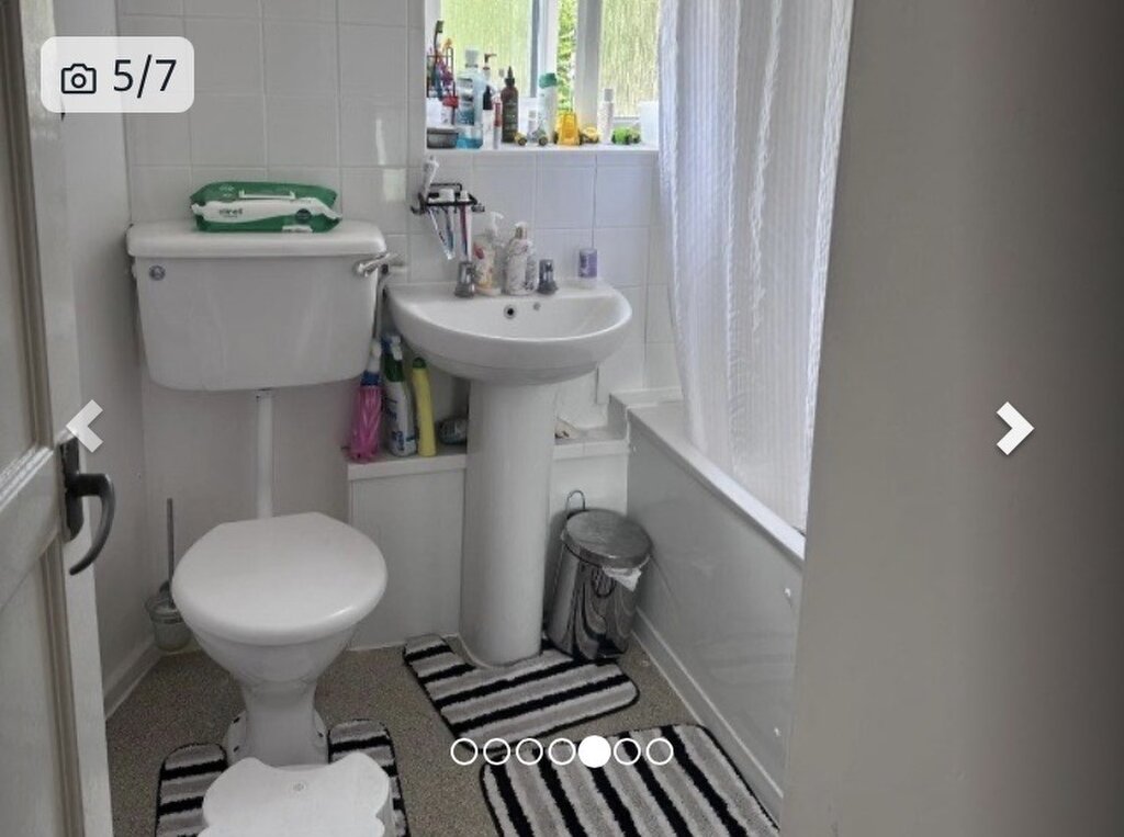 Photo 4 of Harrow property