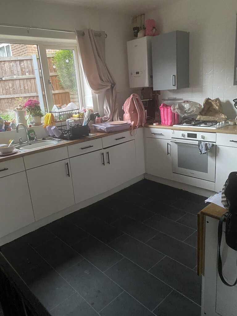 Photo 2 of Stalybridge property