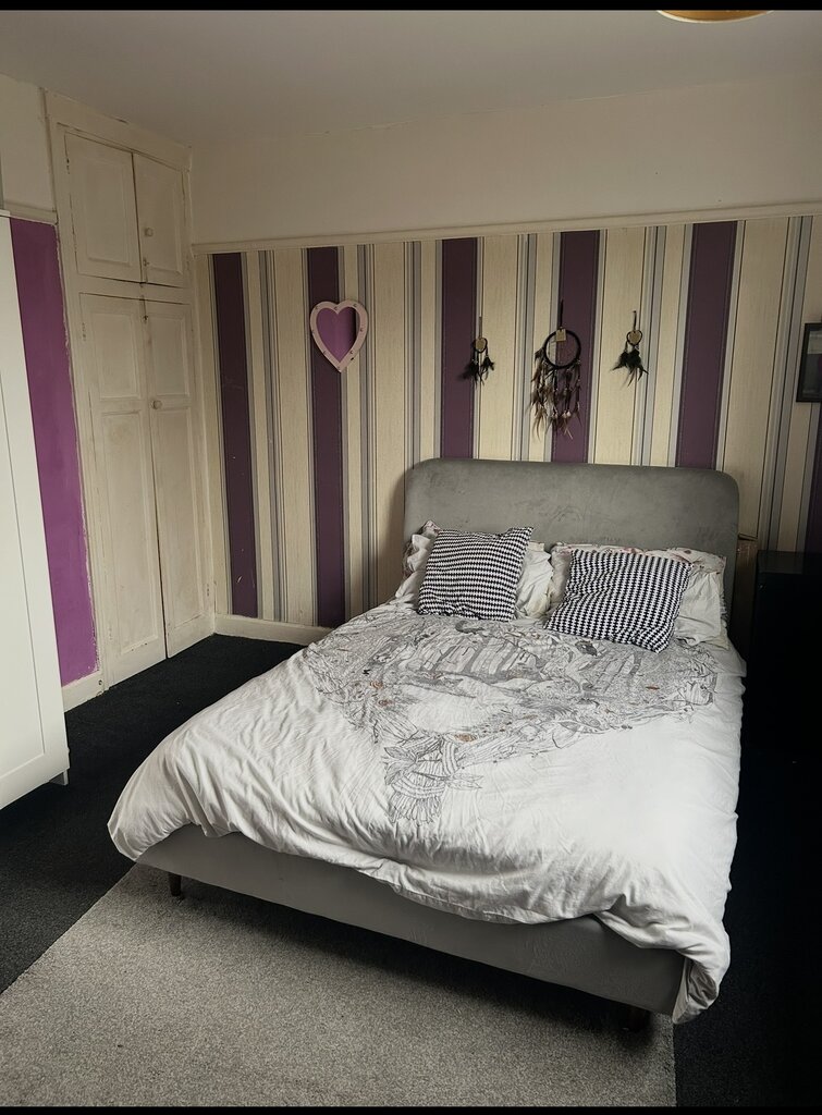 Photo 3 of Manchester property
