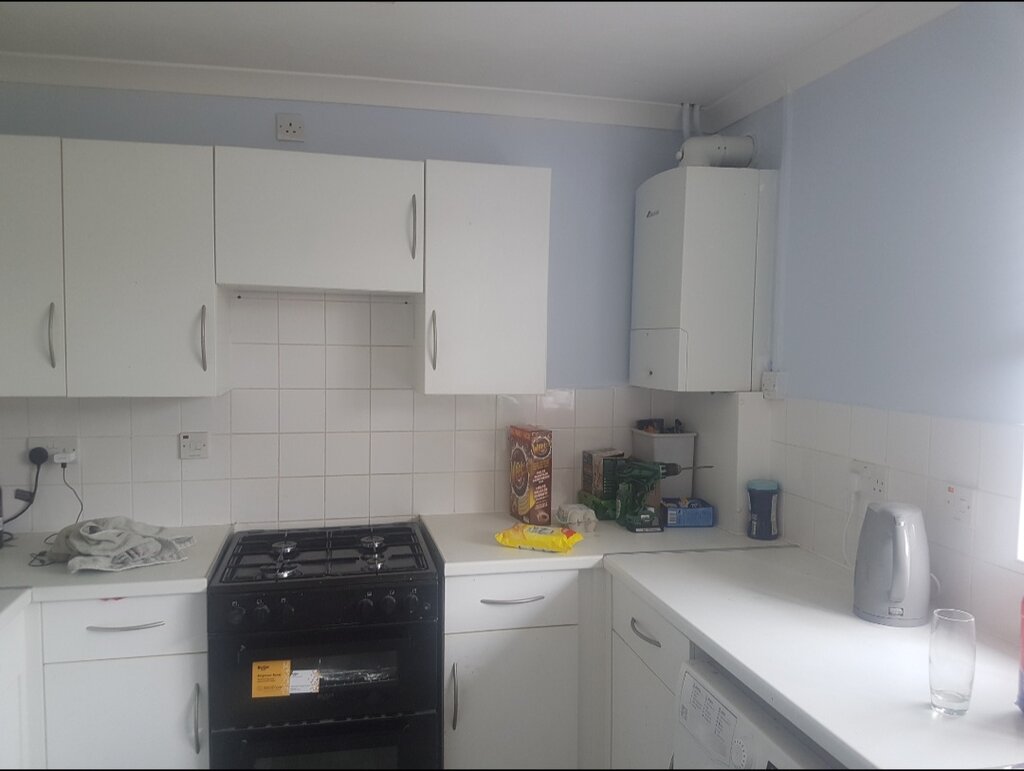 Photo 2 of Hainault property