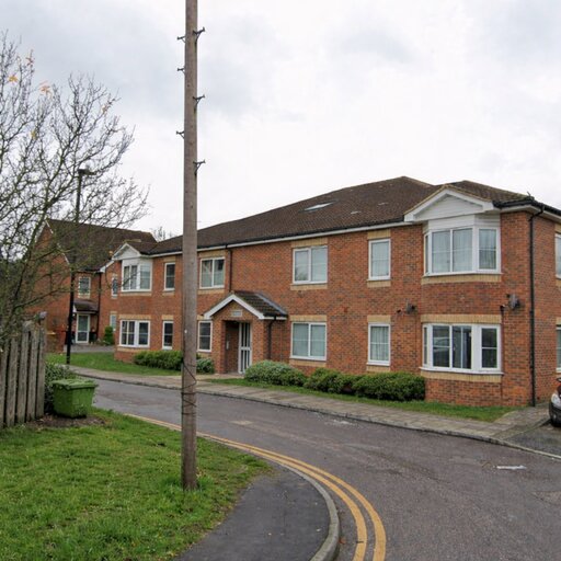 2 bed ground floor apartment/flat