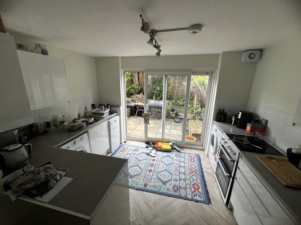 Photo 3 of Brighton property