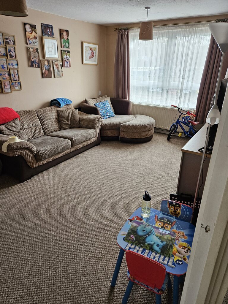 Photo 2 of London property
