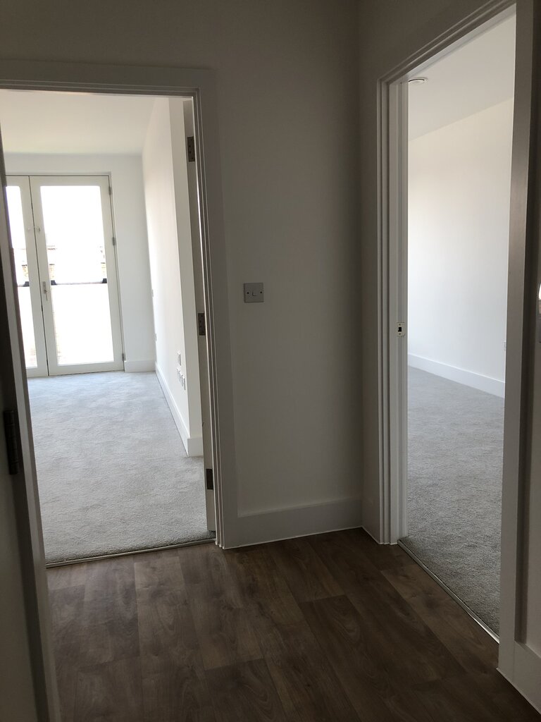 Photo 4 of London property