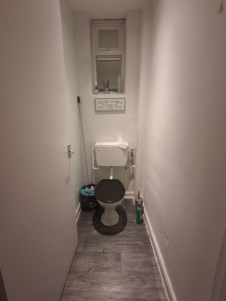 Photo 4 of Doncaster property