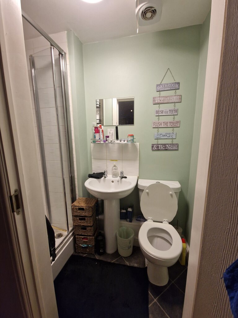 Photo 3 of Kettering property