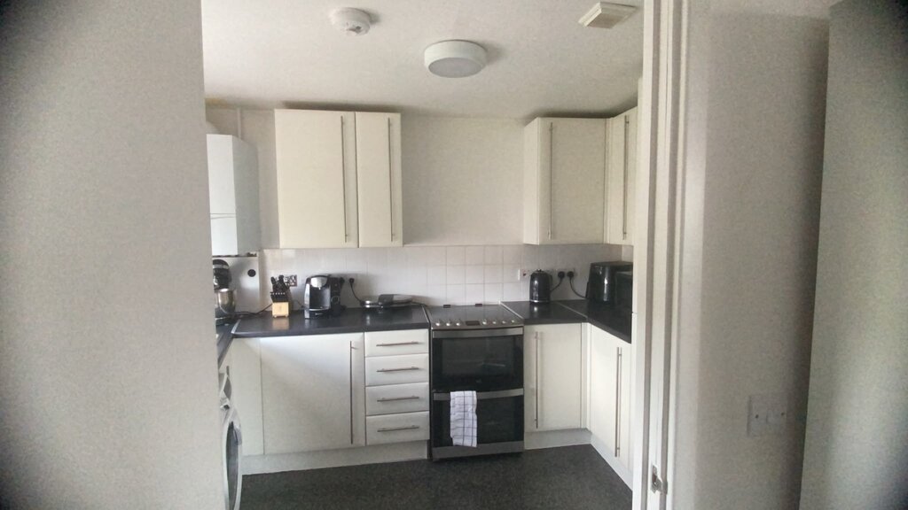 Photo 3 of Harrow property