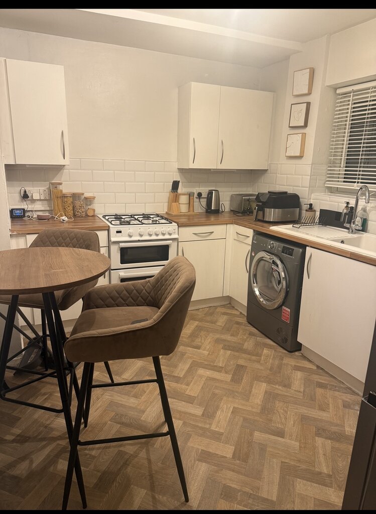 Photo 5 of Borehamwood property