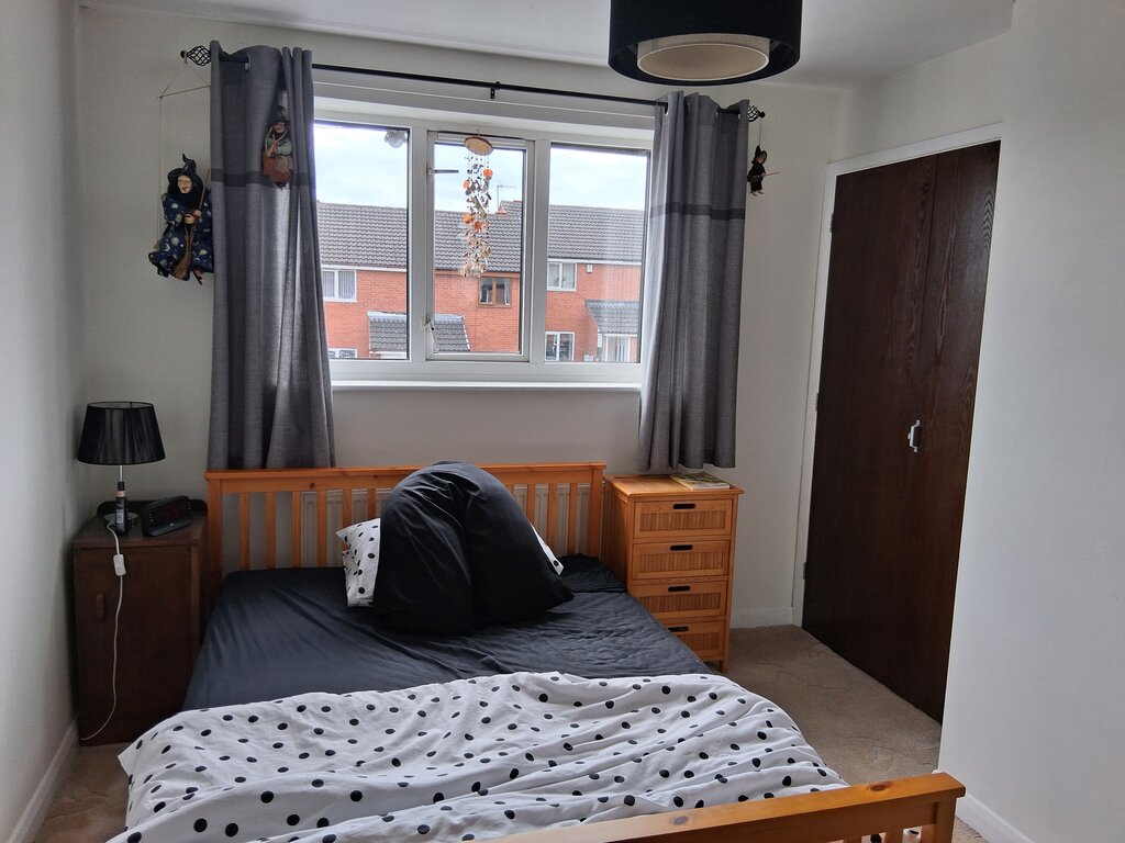 Photo 3 of Chesterfield property
