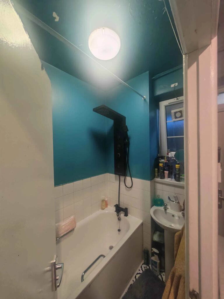 Photo 5 of London property