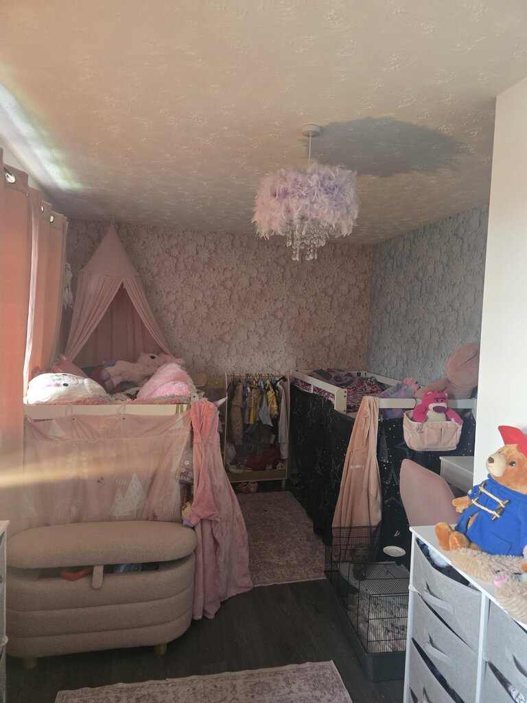 Photo 5 of Leeds property