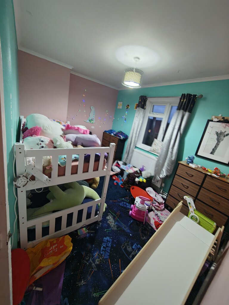 Photo 3 of Exeter property