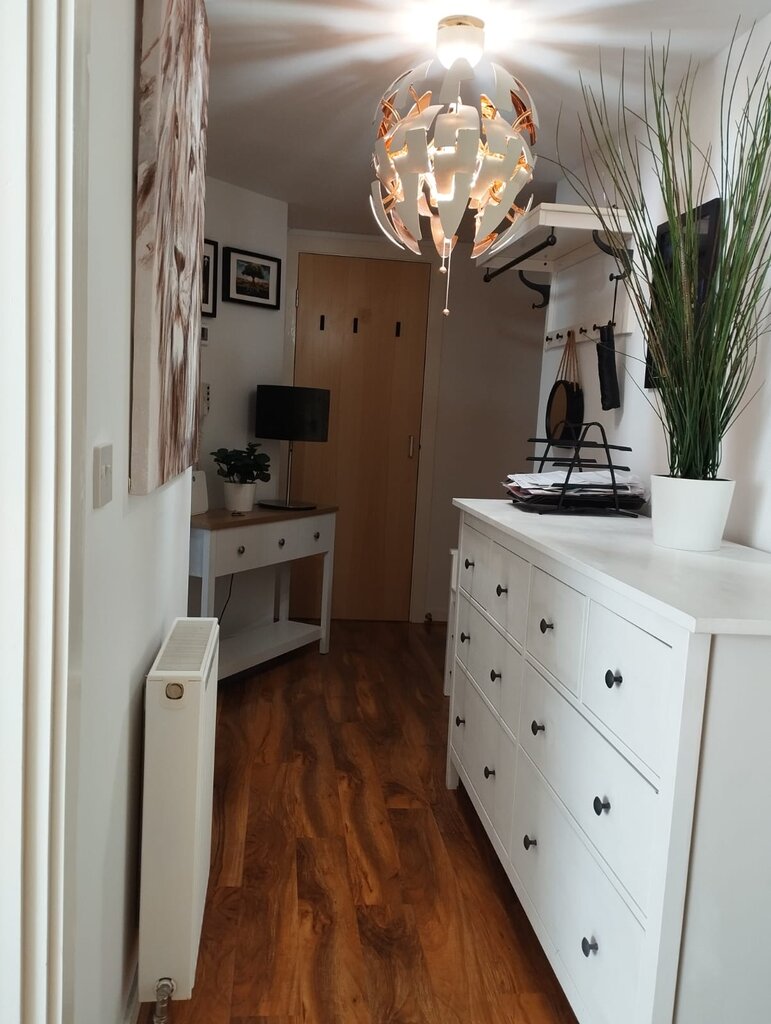 Photo 4 of Edinburgh property