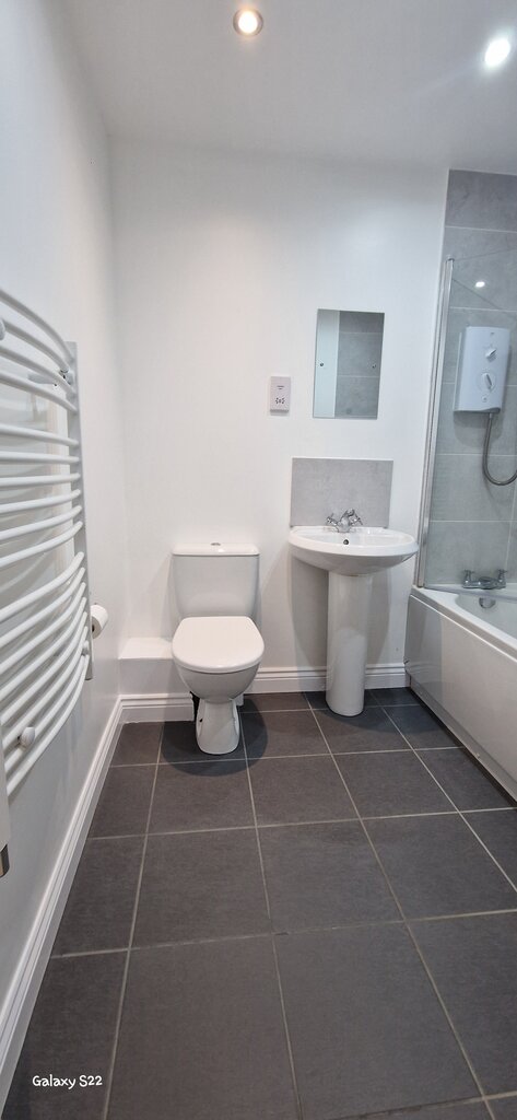 Photo 3 of Wakefield property