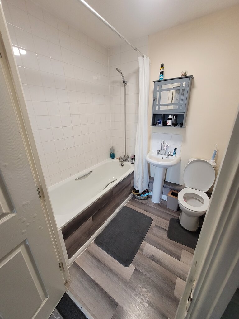 Photo 5 of Colchester property