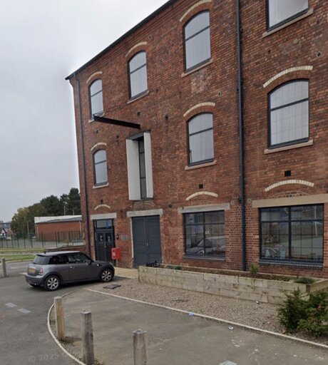 1 bed ground floor apartment/flat