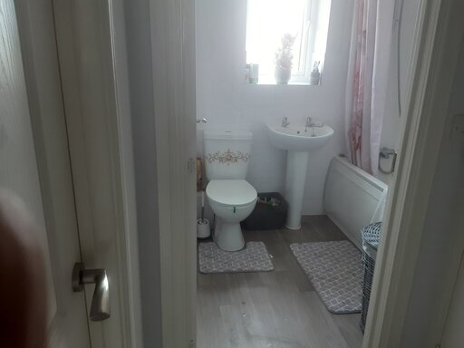 3 bed house, bungalow, apartment/flat, studio bedsit or maisonette